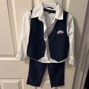 🔥5 for $10🔥Navy and White Toddler Suit Set